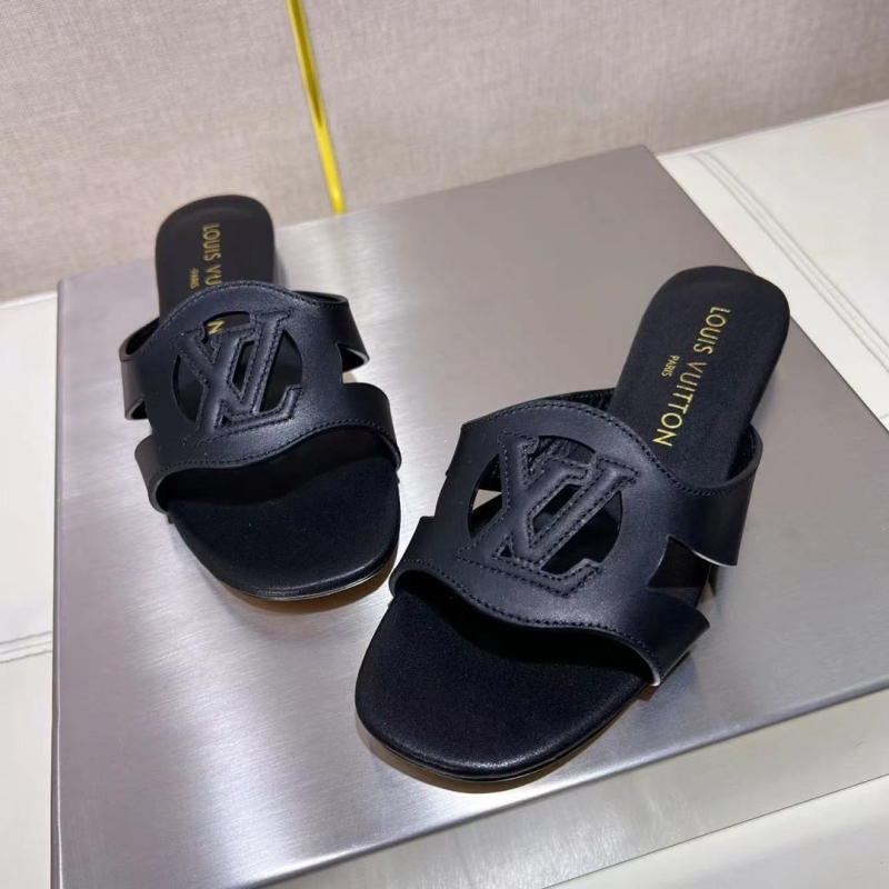 Louis Vuitton Slippers